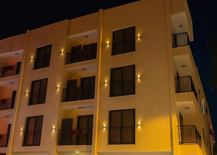 Elegant Ephesus - Artemis *